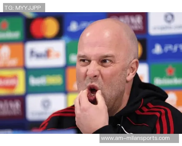 杰拉德谈斯洛特压力来源称利物浦一贯支持主帅传统 杰拉德谈斯洛特压力来源称利物浦一贯支持主帅传统